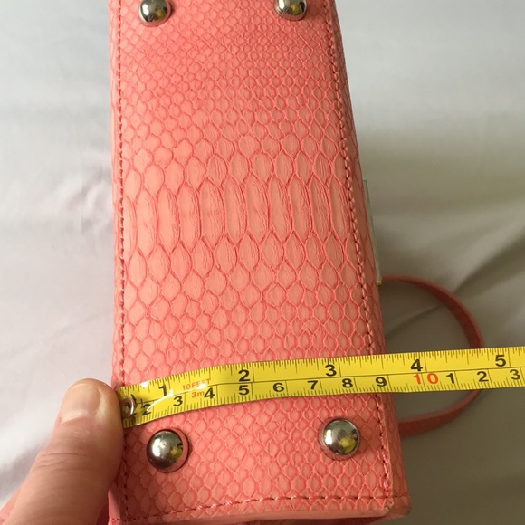 Nine West snake skin handbag - Picture 8 of 8